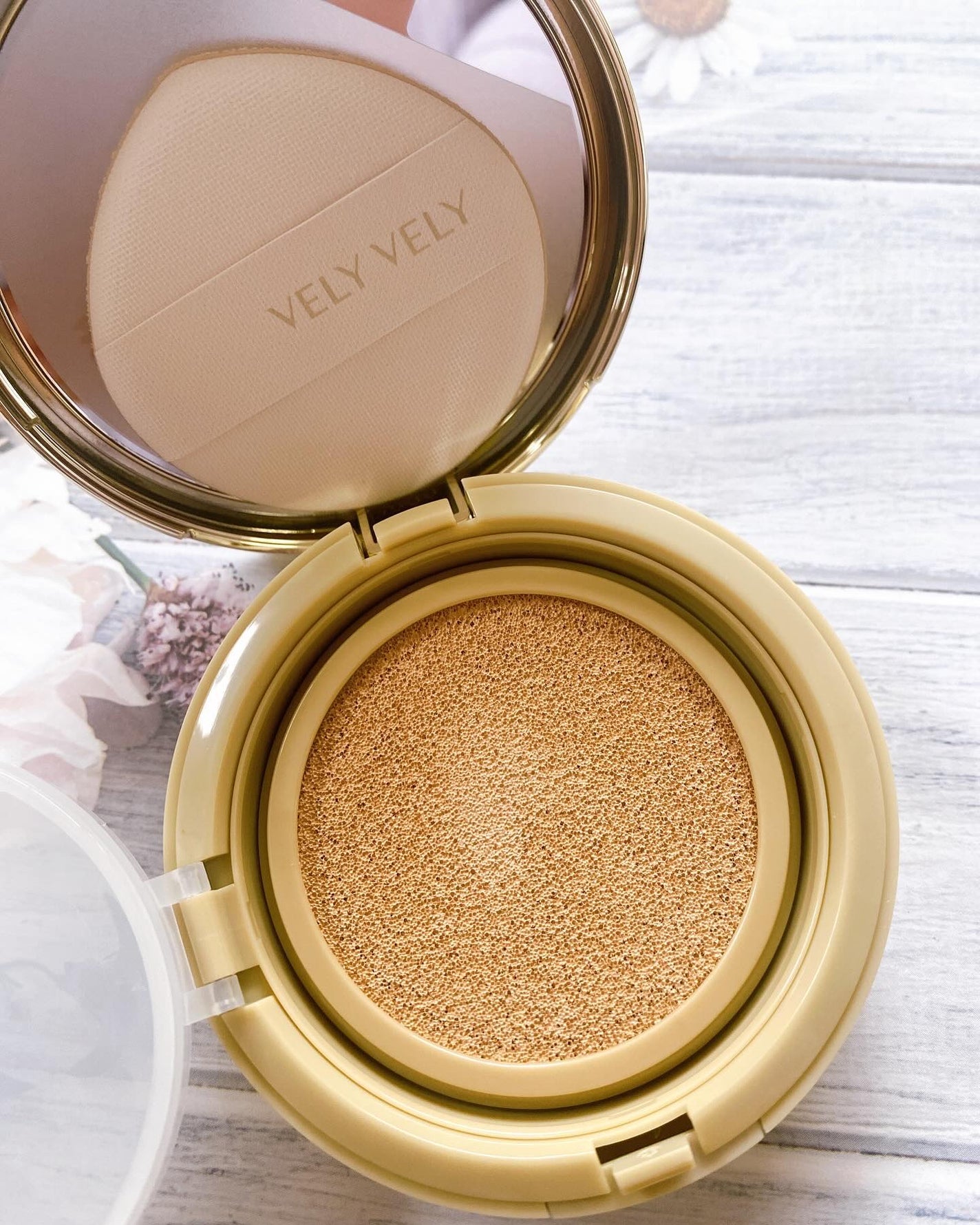 はちみつツヤ肌クッションファンデ/VELY VELY/クッションファンデーションを使ったクチコミ(6枚目)