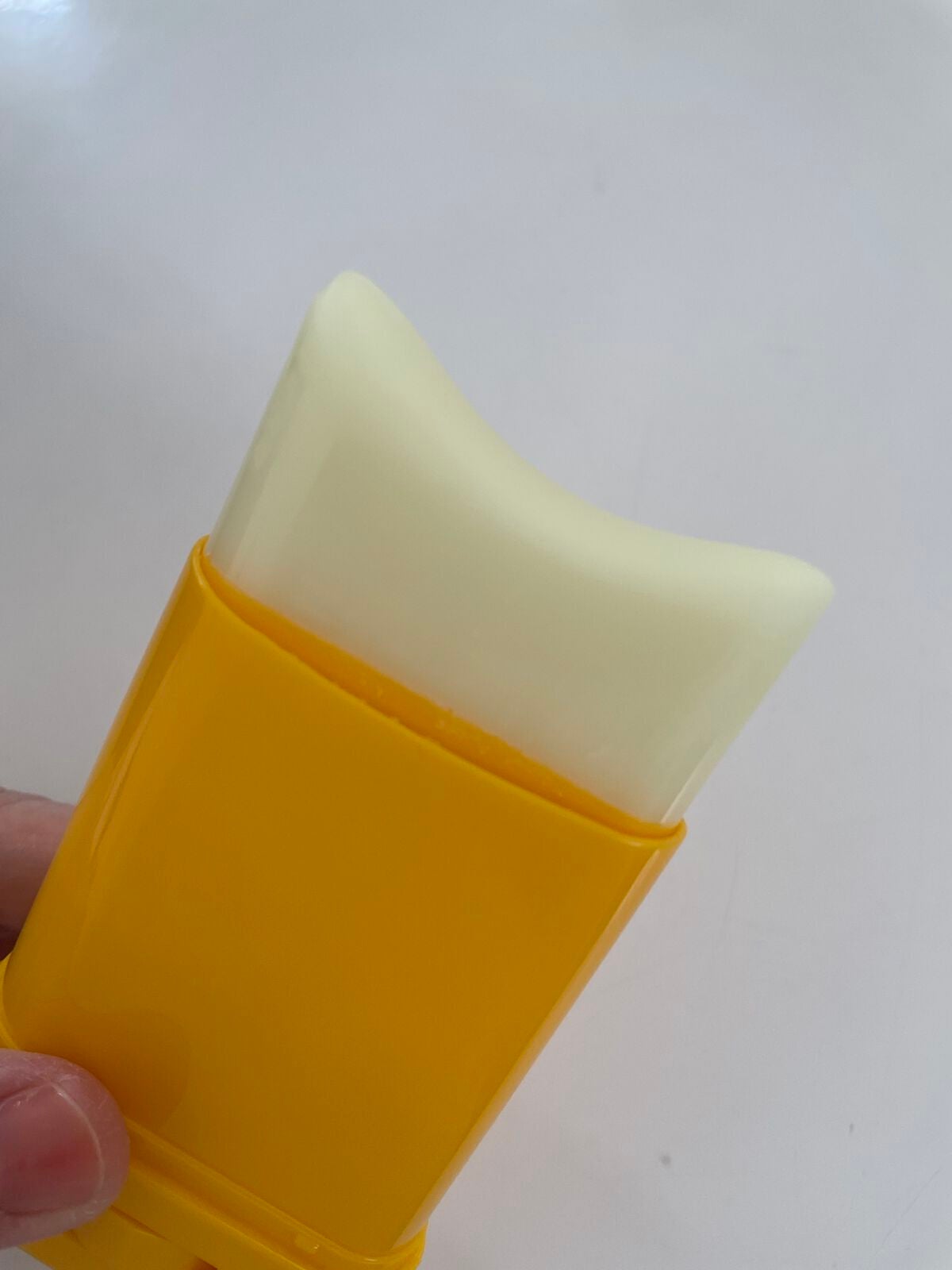 パウダリーUVアロエスティック/ネイチャーリパブリック/日焼け止めスティックを使ったクチコミ(4枚目)