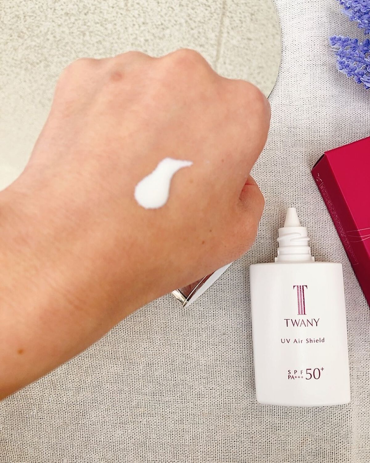 ＵＶエアシールド/TWANY/日焼け止めミルクを使ったクチコミ（2枚目）