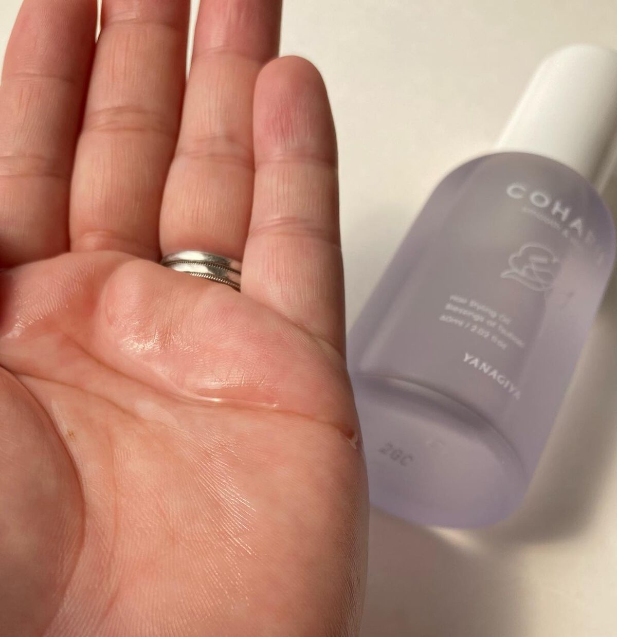 スタイリングオイル＜スムース&シャイン＞/COHARU/ヘアオイルを使ったクチコミ（2枚目）