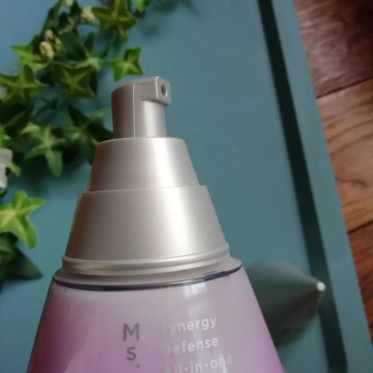 ディフェンス オールインワンジェル/Ms.SYNERGY/オールインワン化粧品を使ったクチコミ（2枚目）