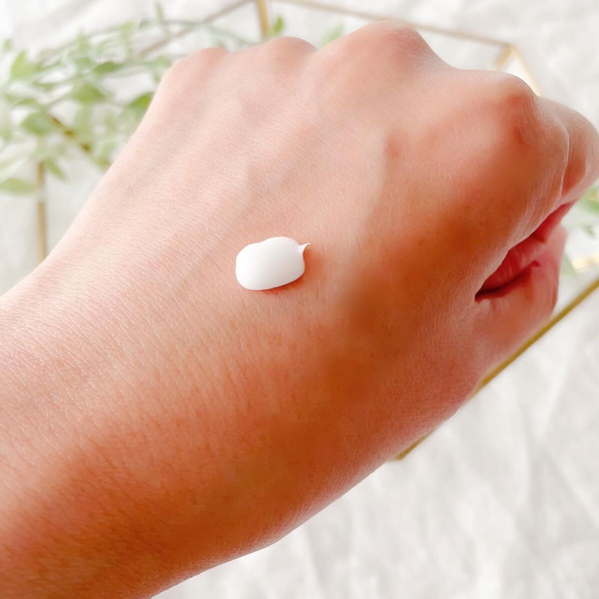 プラセホワイター 薬用美白アイクリーム/明色/アイケア・アイクリームを使ったクチコミ（2枚目）