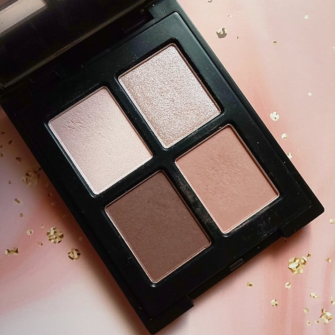 パラダイスオーロラシャインリップトリートメント/DEAR DAHLIA/リップグロスを使ったクチコミ(2枚目)