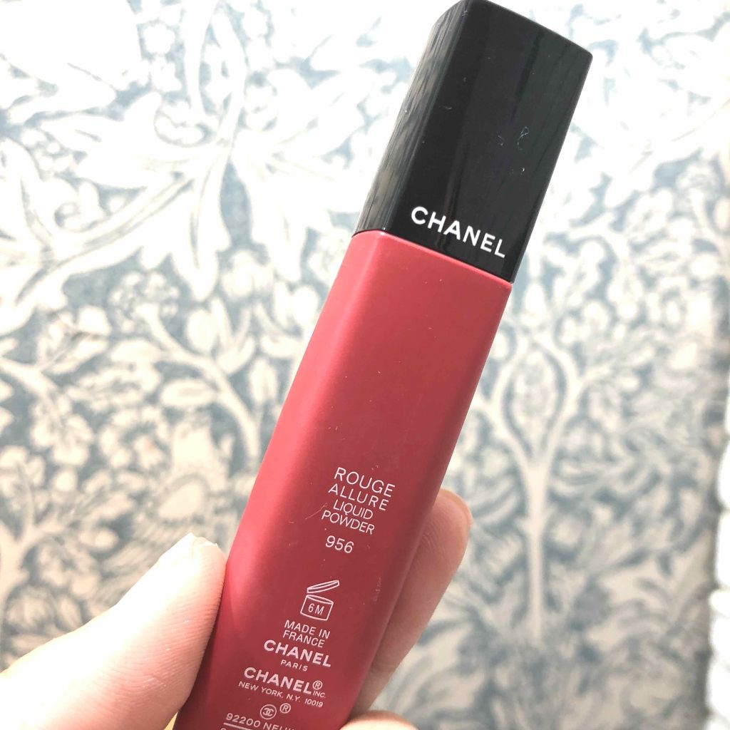 ルージュ アリュール リクィッド パウダー/CHANEL/口紅を使ったクチコミ（2枚目）