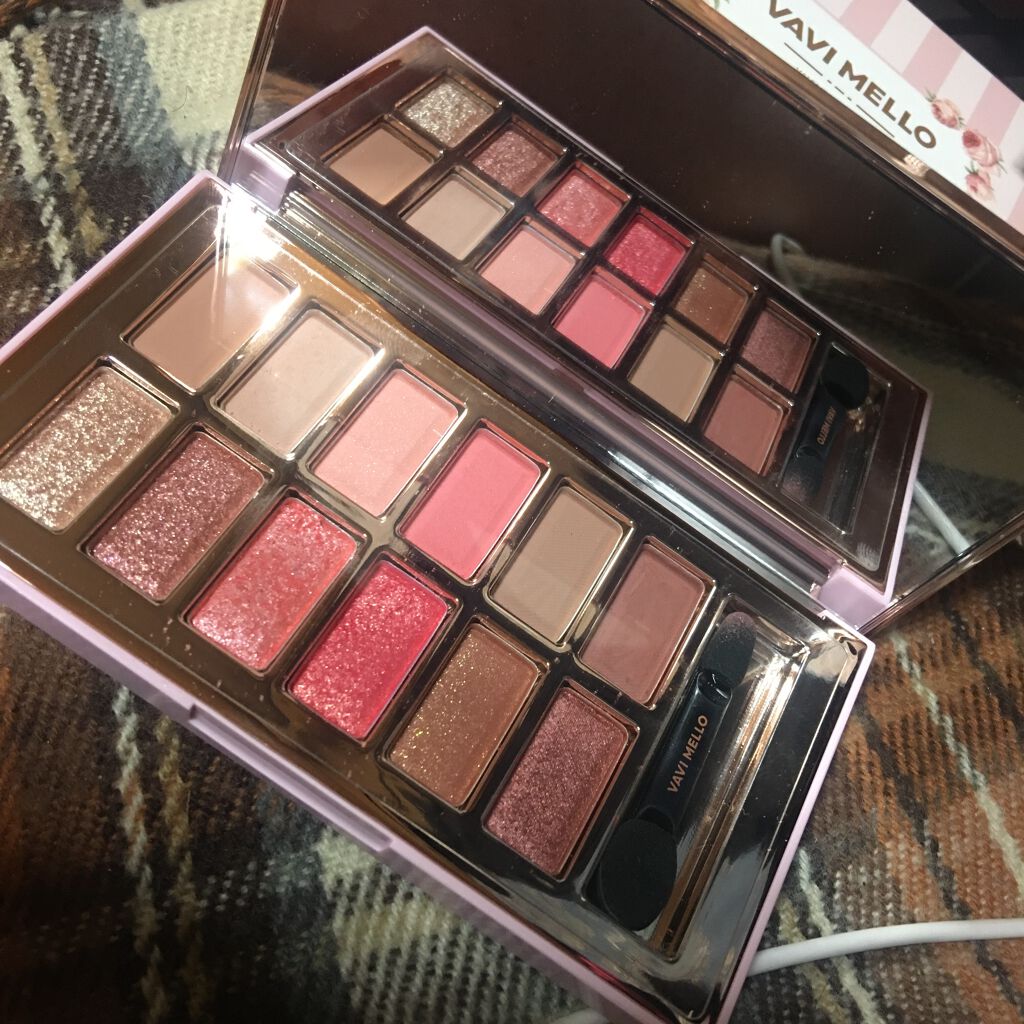 バレンタインボックス3ローズモーメント/VAVI MELLO/アイシャドウパレットを使ったクチコミ(2枚目)