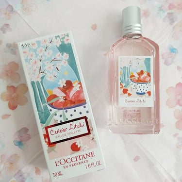 L'OCCITANE チェリーライチ オードトワレのクチコミ「桜の香りが好きなので購入しました🌸
初咲きサクラとジューシーなライチの香る、フルーティーフロー.....」（1枚目）