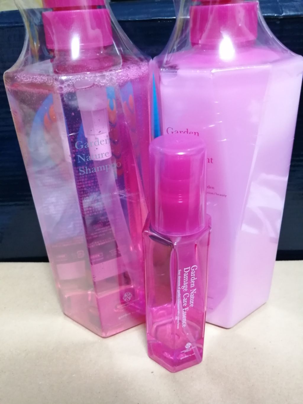 ダメージケアエッセンス/ガーデンナチュレ/ヘアオイルを使ったクチコミ（1枚目）