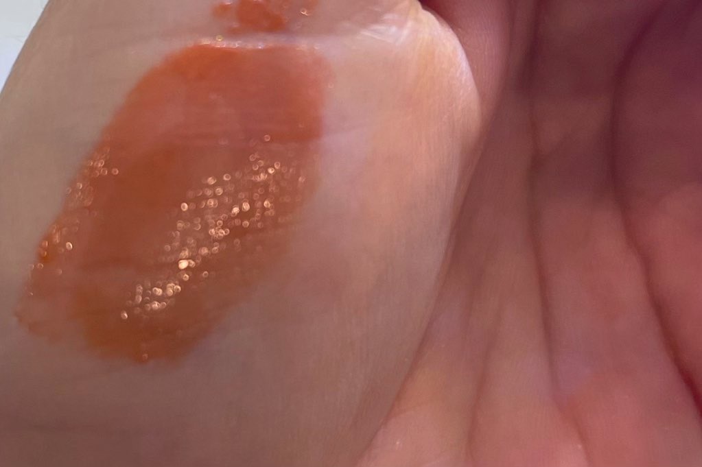 ザグラスタトゥーティント/QUA-T/リップティントを使ったクチコミ（3枚目）