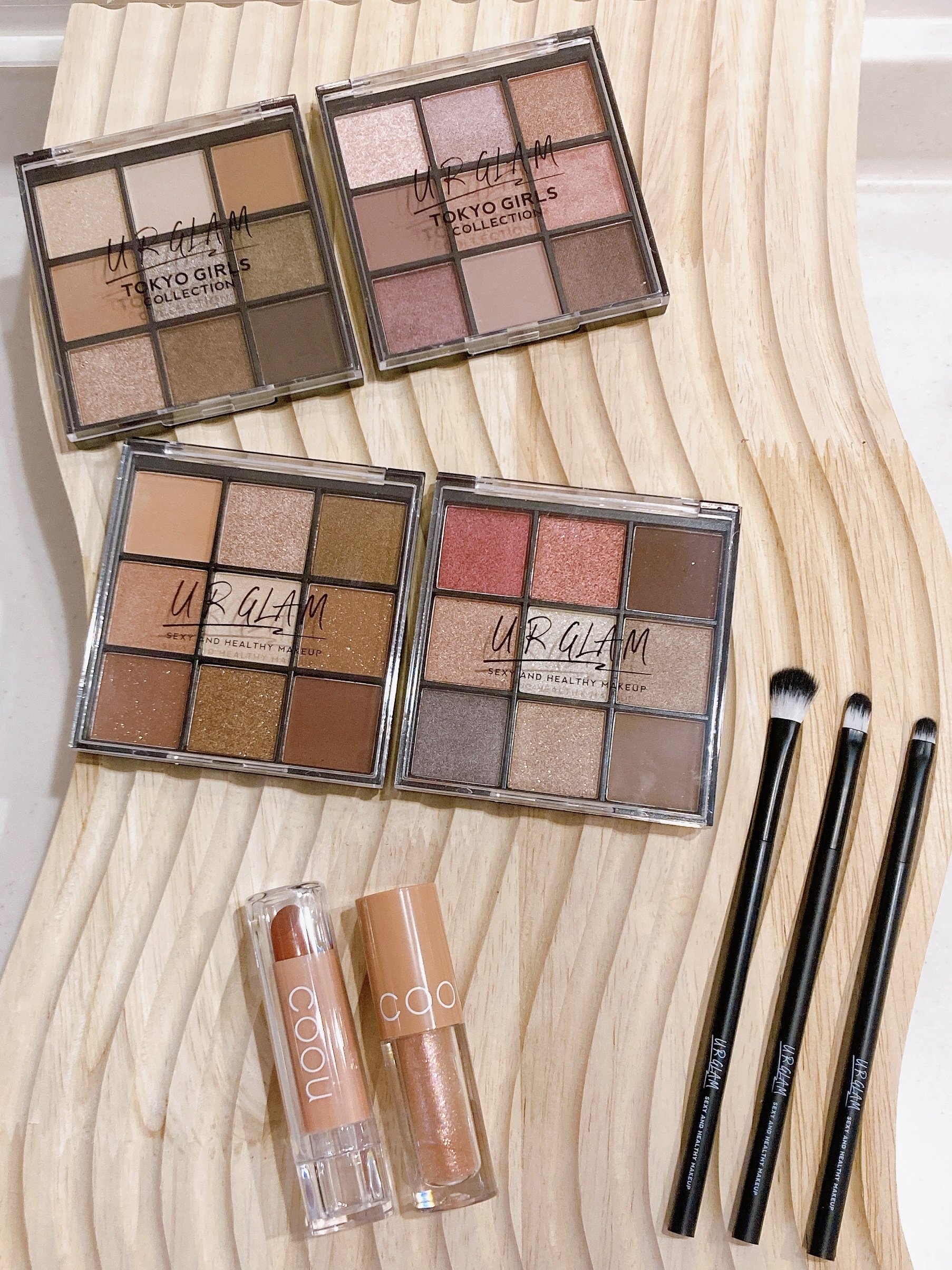 UR GLAM　BLOOMING EYE COLOR PALETTE/U R GLAM/アイシャドウパレットを使ったクチコミ（1枚目）