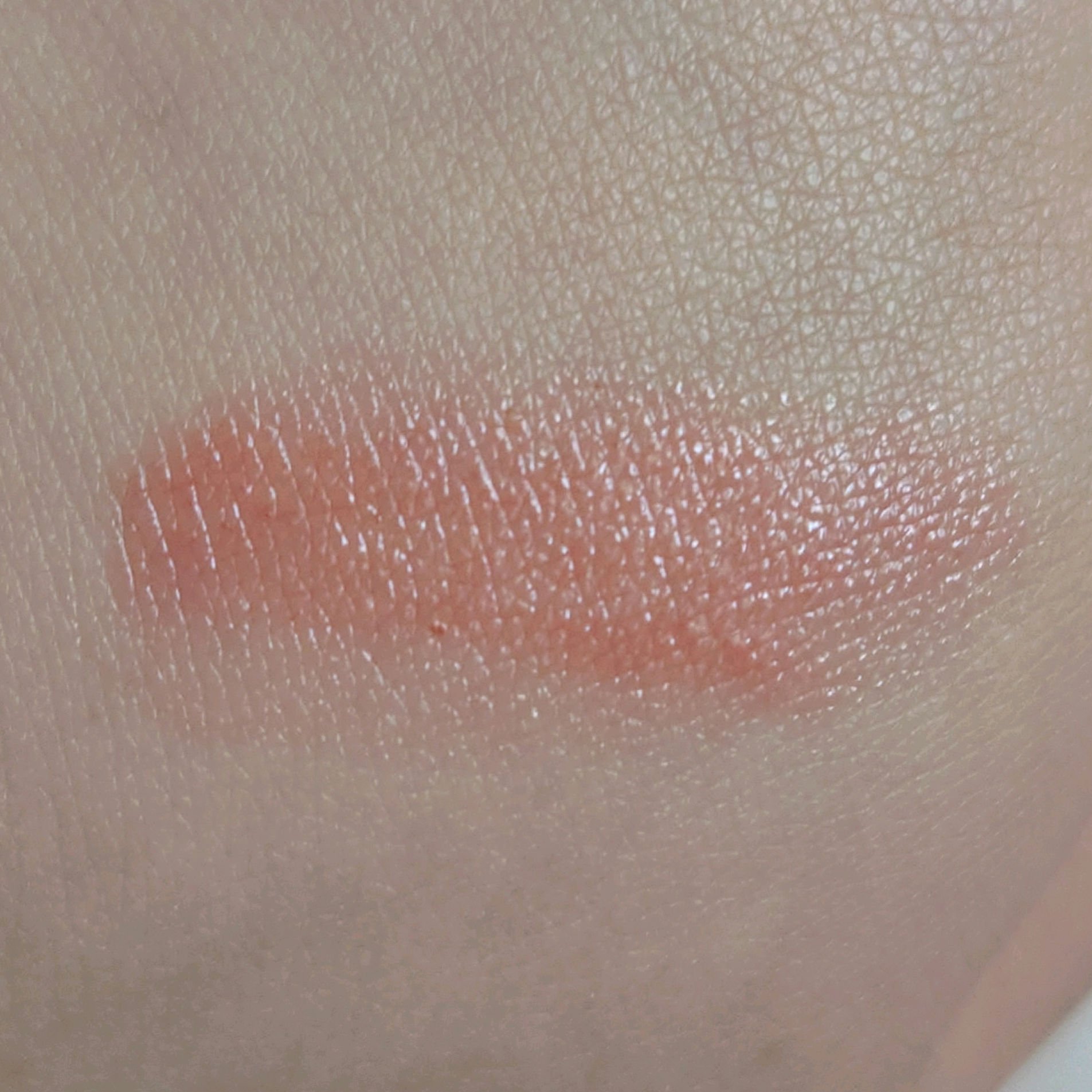 つやぷるリップR/b idol/口紅を使ったクチコミ（2枚目）