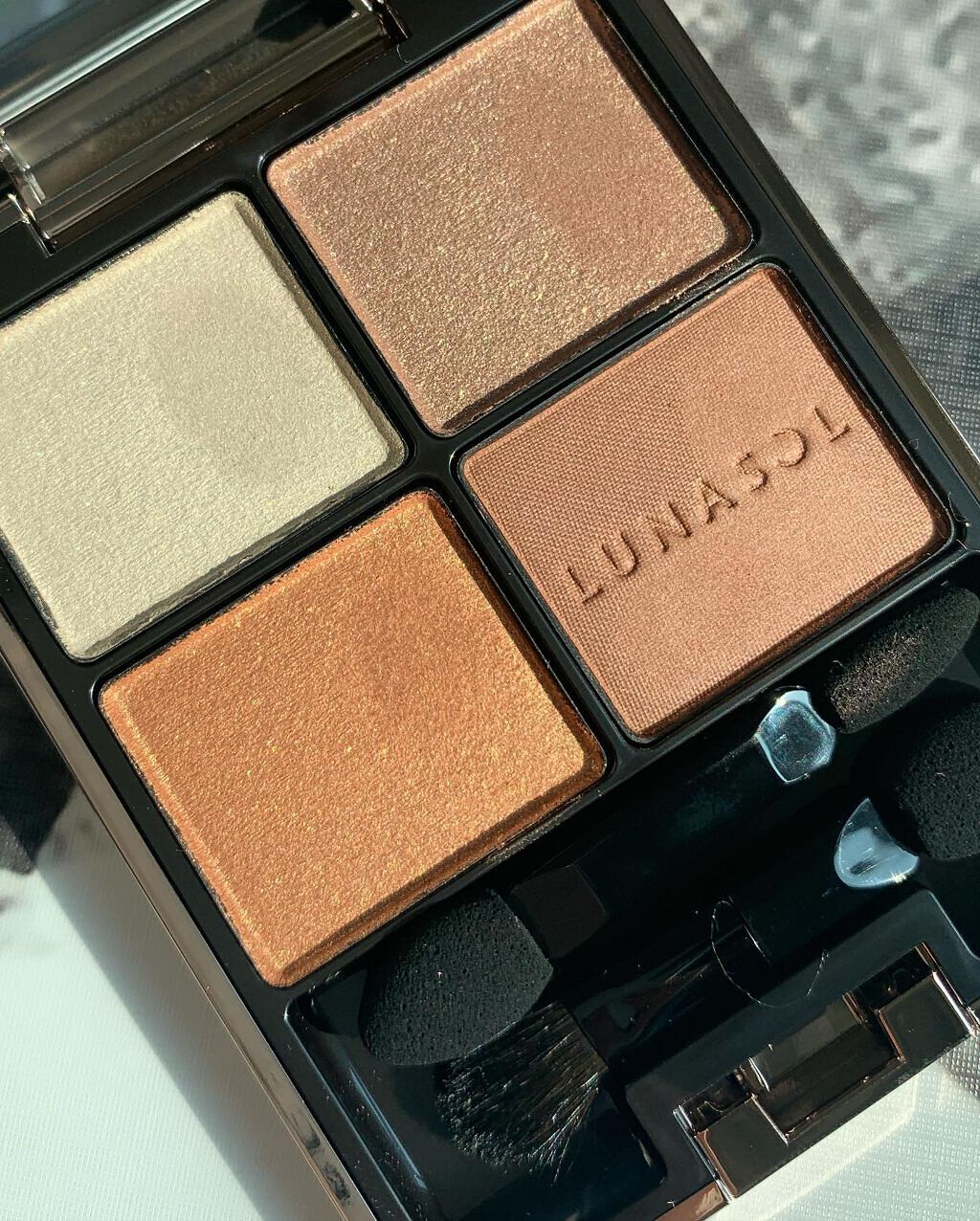 アイカラーレーション 07 Darjeeling Camel/LUNASOL/アイシャドウパレットを使ったクチコミ（2枚目）