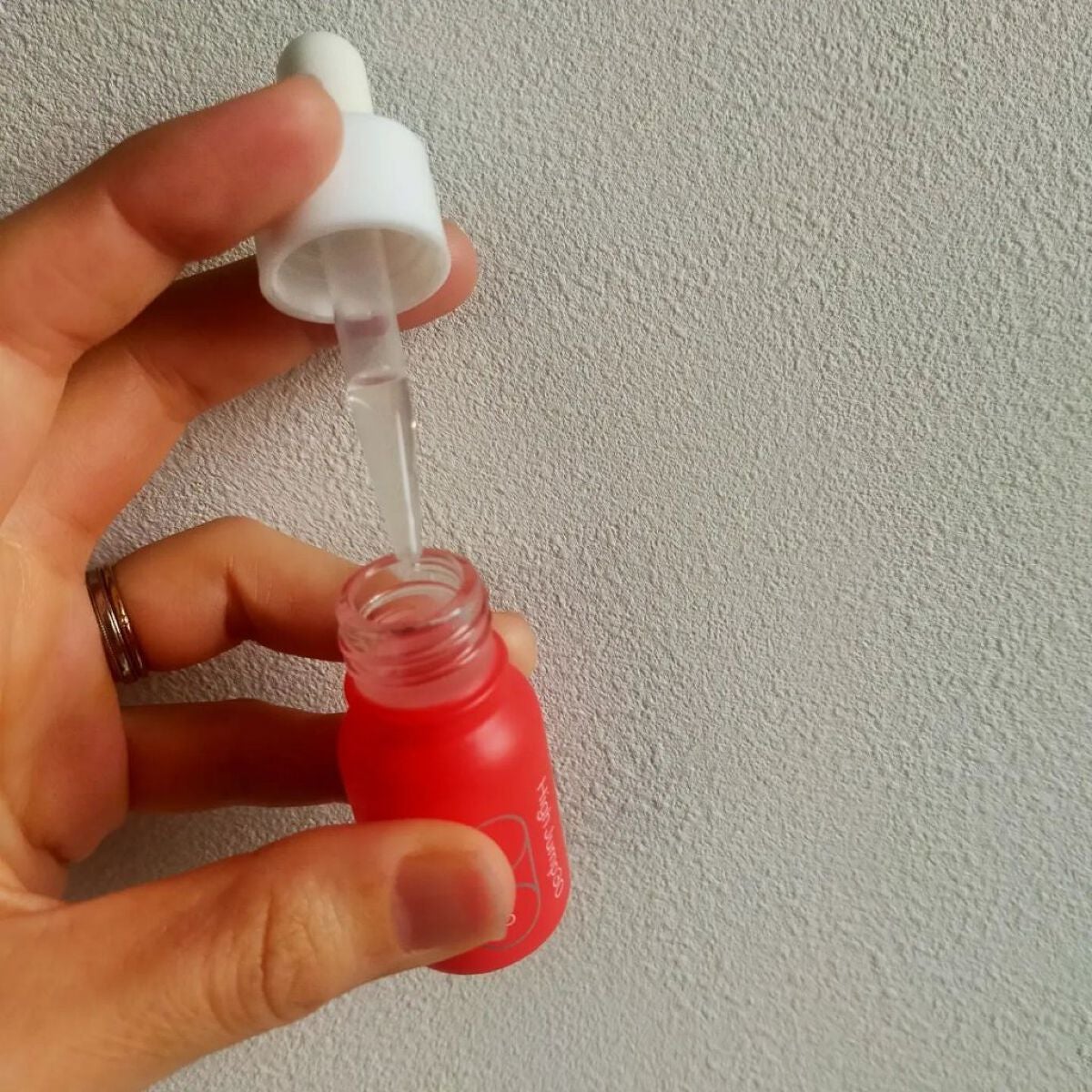 chohoho_s on LIPS 「SISI HighJump30ビタミンC美容液[ハイドロセラム..」(3枚目)