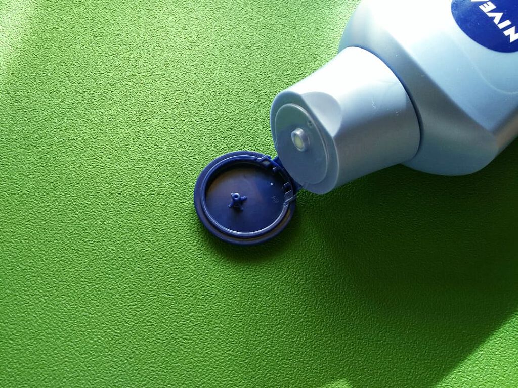 プレミアムボディミルク ホワイトニング【医薬部外品】 /ニベア/ボディミルクを使ったクチコミ(2枚目)