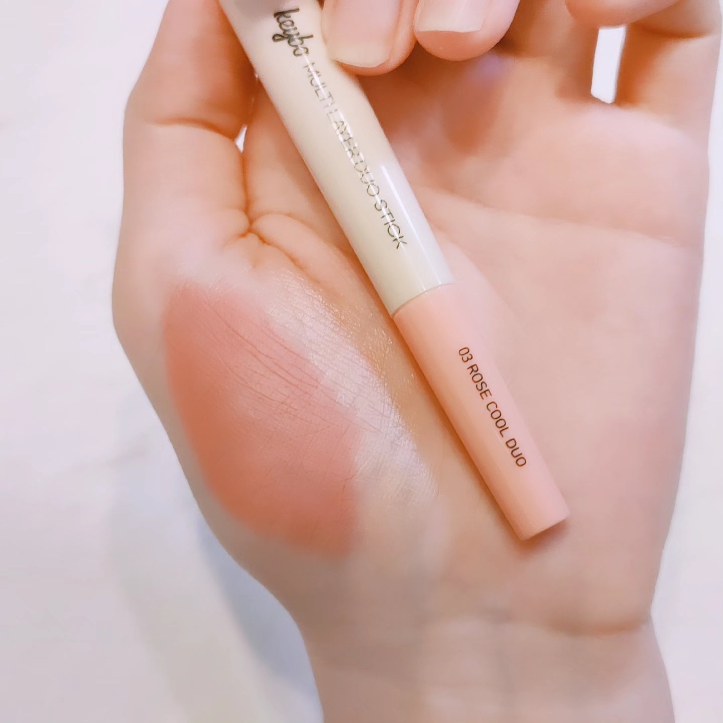 マルチレイヤーデュオスティック/keybo/リップライナーを使ったクチコミ（3枚目）