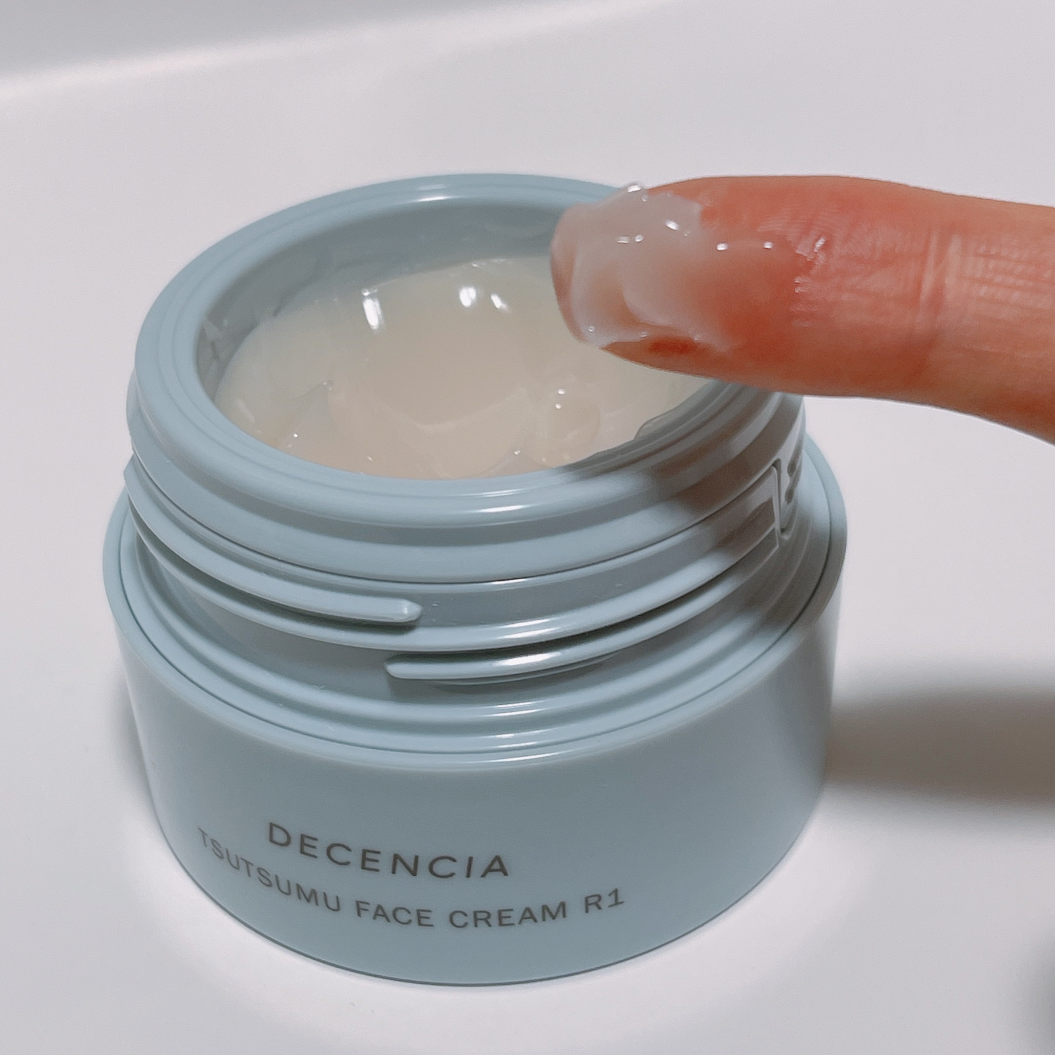 ディセンシア つつむ フェイスクリーム R１ リフィル30g/DECENCIA/フェイスクリームを使ったクチコミ（2枚目）