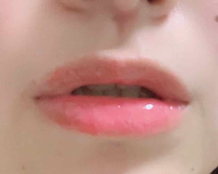 ハニーラスター r/ROAlív/リップグロスを使ったクチコミ(2枚目)