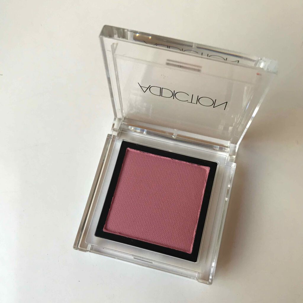 アディクション ザ アイシャドウ 141 Strawberry Moon (M)★限定色/ADDICTION/単色アイシャドウを使ったクチコミ（2枚目）