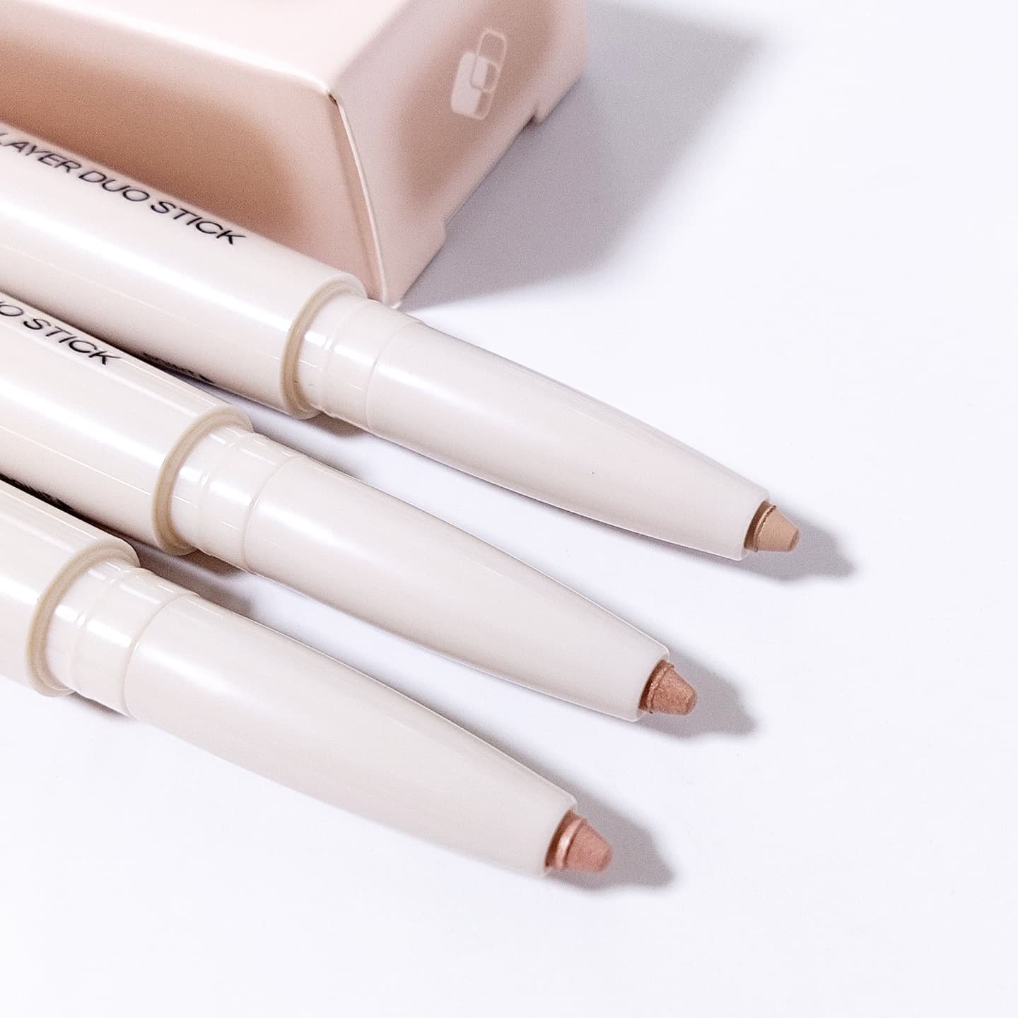 マルチレイヤーデュオスティック/keybo/リップライナーを使ったクチコミ（3枚目）