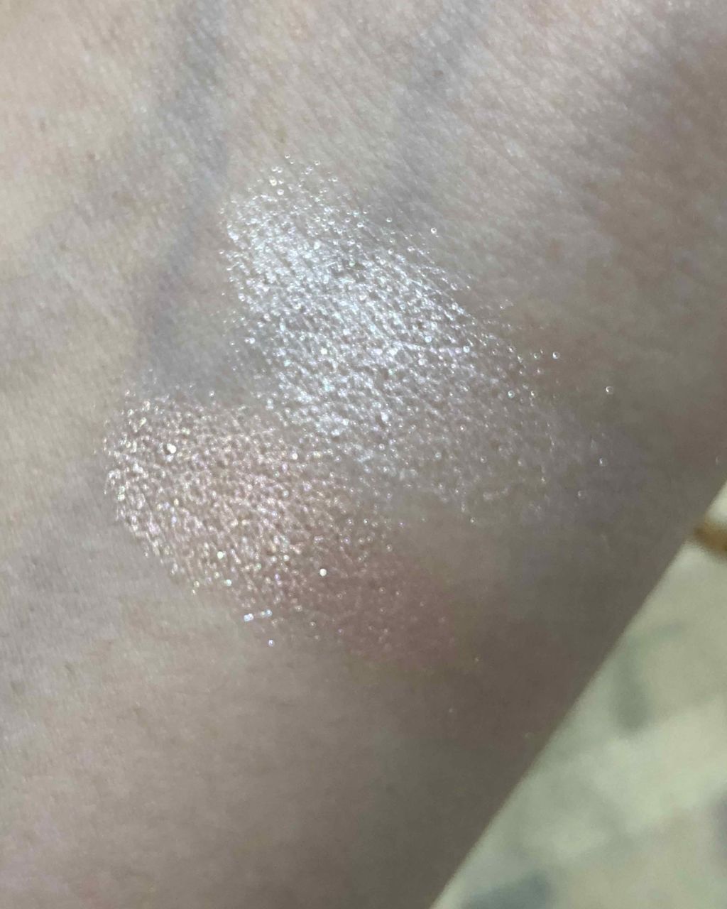 パールグロウハイライト/CEZANNE/パウダーハイライトを使ったクチコミ(3枚目)