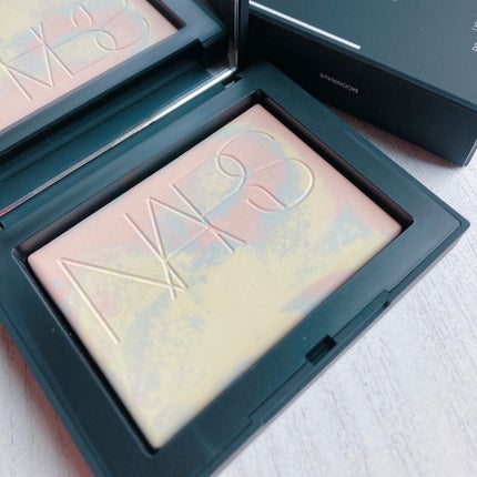 ライトリフレクティング プリズマティックパウダー/NARS/プレストパウダーを使ったクチコミ(8枚目)