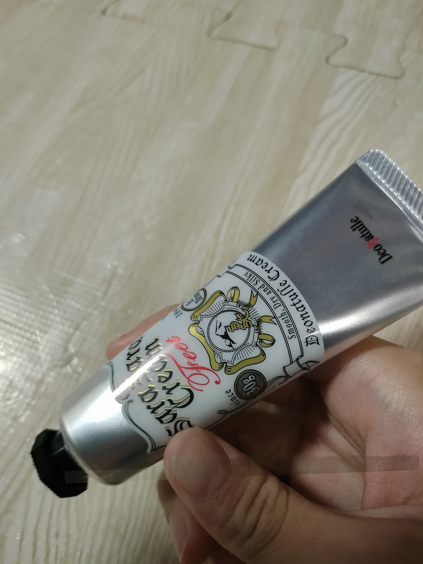 薬用足指さらさらクリーム/デオナチュレ/デオドラント・制汗剤を使ったクチコミ(4枚目)