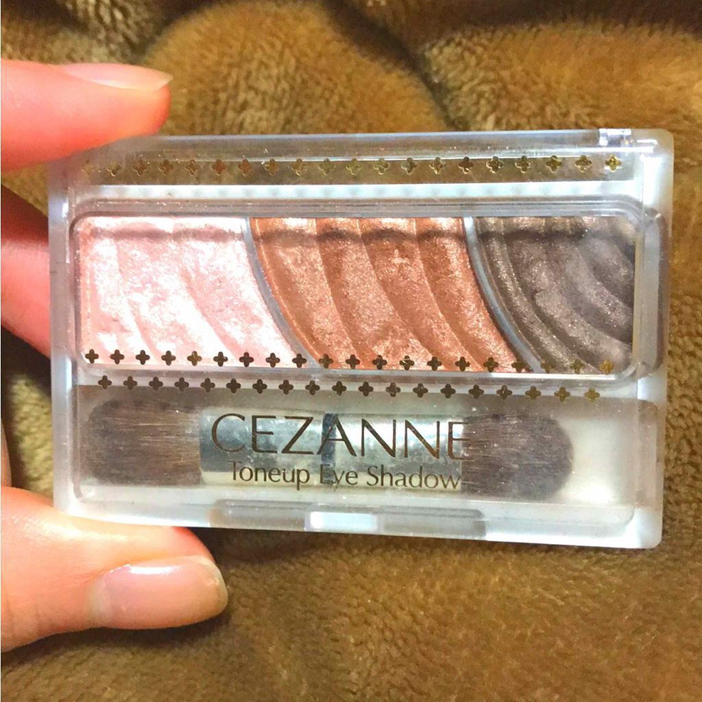 トーンアップアイシャドウ/CEZANNE/アイシャドウパレットを使ったクチコミ(1枚目)