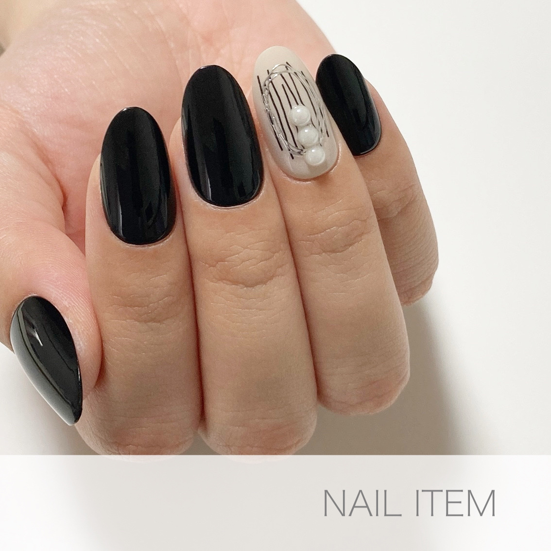 #ネイル,#ハンドネイル,#フットネイル,#ブラックネイル,#モードネイル,#黒ネイル,#個性派ネイル,#大人ネイル,#時短ネイル,#アニマルネイル,#夏ネイル,#ロングネイル,#セルフネイル,#簡単ネイル,#ラメネイル,#ベージュネイル,#シンプルネイル,#ゴールドネイル,#シルバーネイル,#プチプラネイルのネイルデザイン