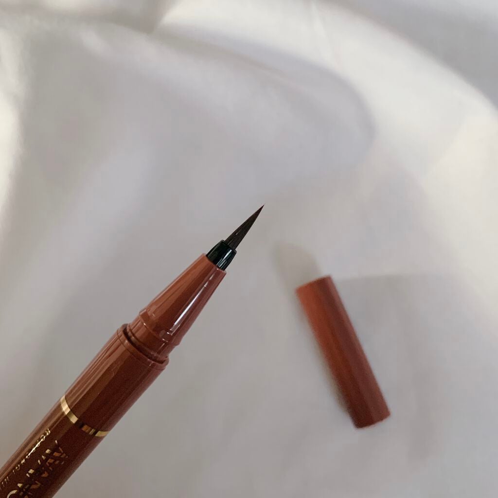 アヴァンセ ジョリ・エ ジョリ・エ リキッドアイライナー/アヴァンセ/リキッドアイライナーを使ったクチコミ(3枚目)