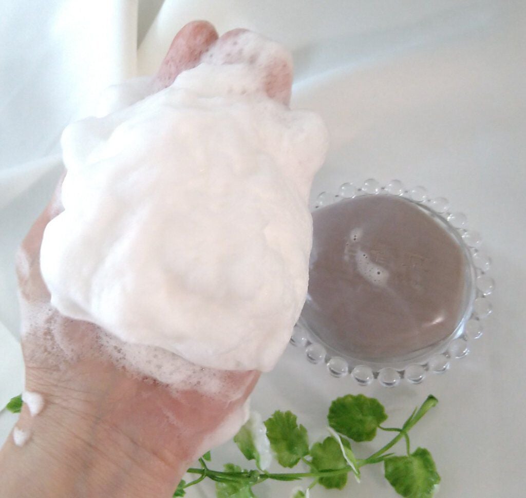 百香草 美肌せっけん/アドム株式会社/洗顔石鹸を使ったクチコミ(2枚目)