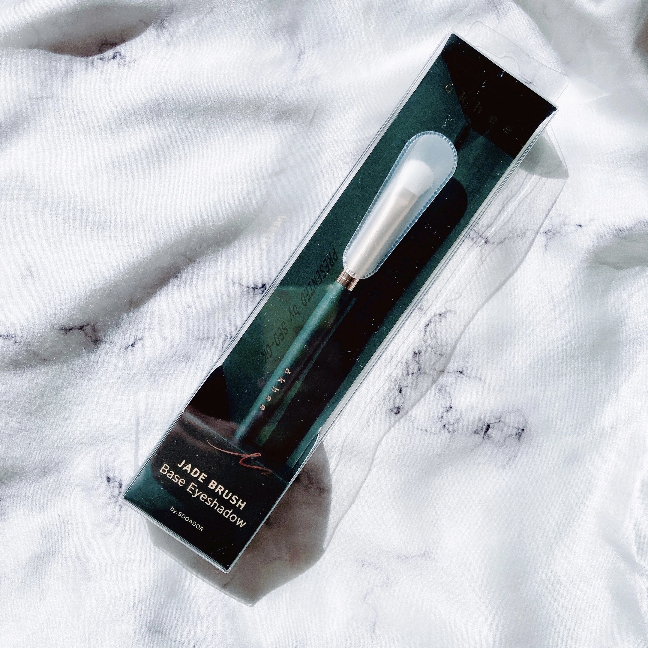 okhee ベースアイシャドウブラシ NUN01/SOOA DOR/メイクブラシを使ったクチコミ（3枚目）