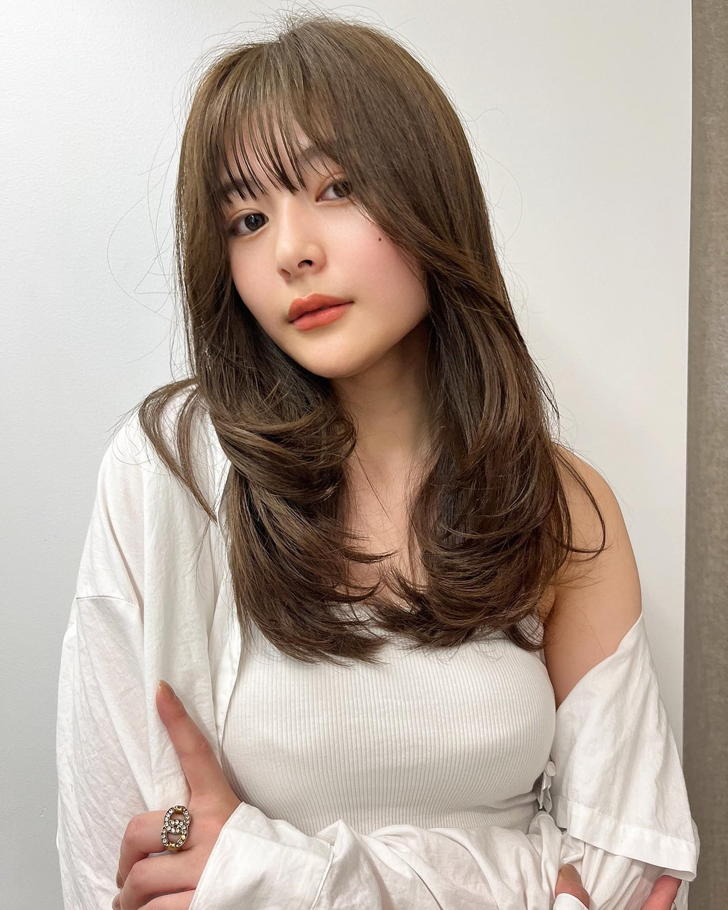 HARUNA on LIPS 「.たっぷりレイヤー✨あごしたから、たっぷりとレイヤーをいれてま..」(3枚目)