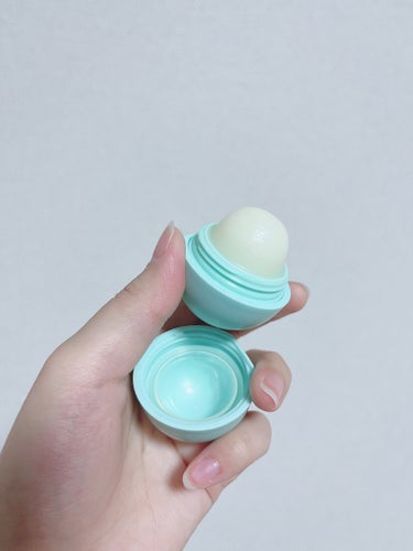 EOS ＥＯＳオーガニックリップバーム スイートミントのクチコミ「💧断捨離コスメ💧

✔️EOS オーガニックリップバーム スイートミント


前回に引き続き同.....」（2枚目）