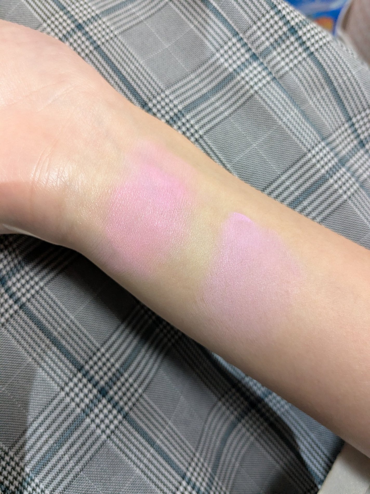 あおい on LIPS 「【使った商品】リリーバイレッドラヴビームチークバーム02,05..」(2枚目)