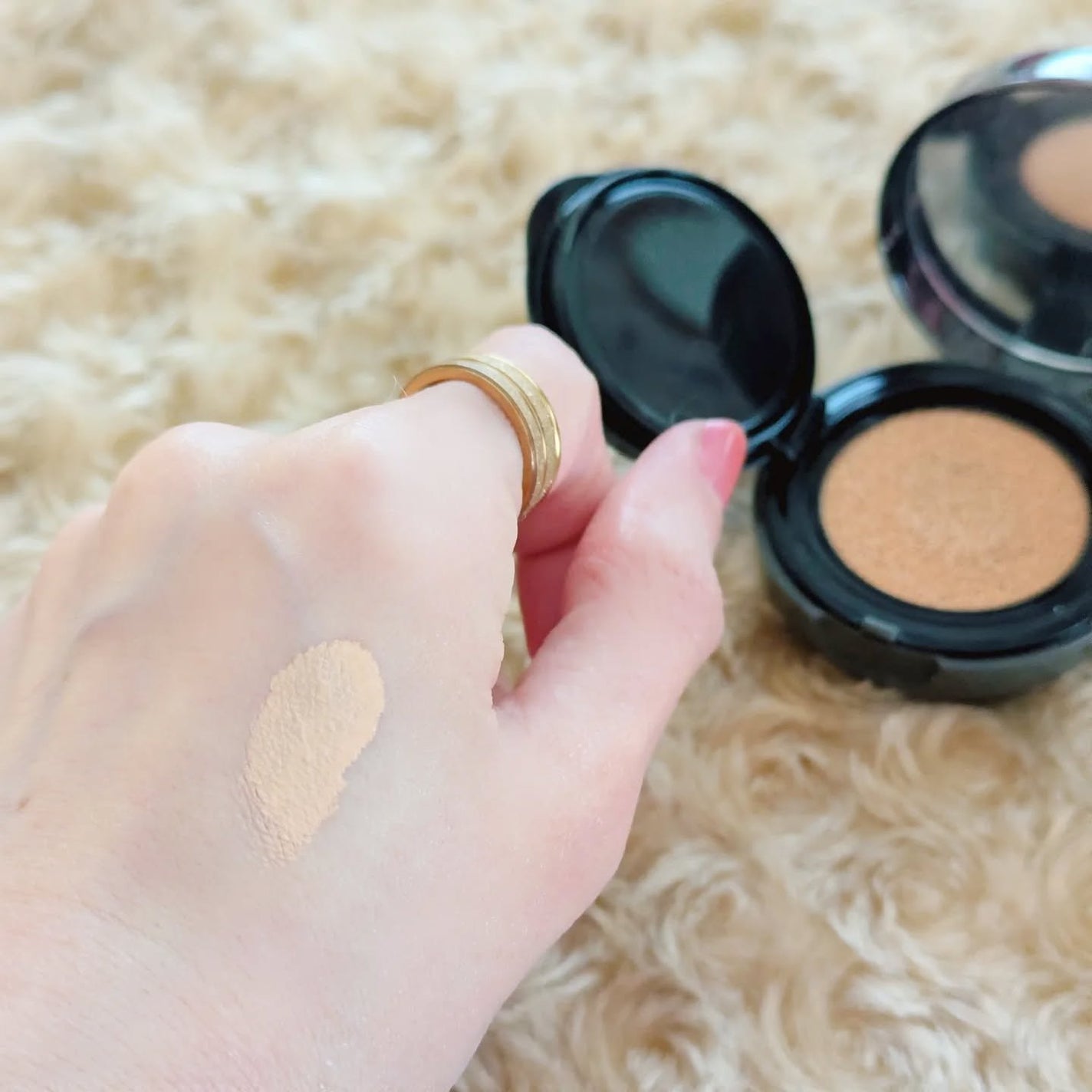 ハイパーカバーフィットクッション グラファイト/APRILSKIN/クッションファンデーションを使ったクチコミ(4枚目)