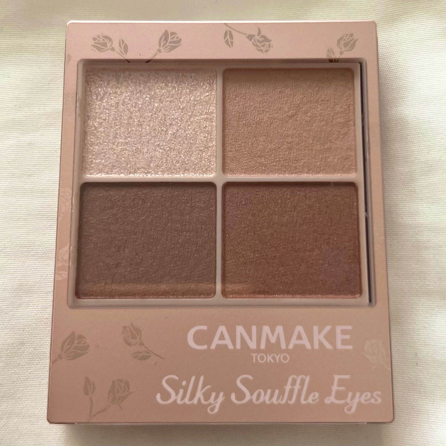シルキースフレアイズ(マットタイプ)/キャンメイク/アイシャドウパレットを使ったクチコミ(1枚目)