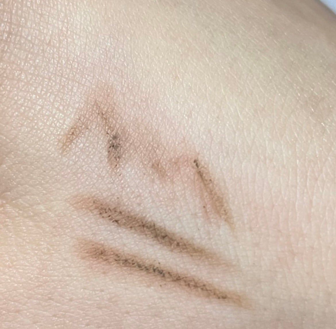 アイブロウペンシル/ヘビーローテーション/アイブロウペンシルを使ったクチコミ(4枚目)