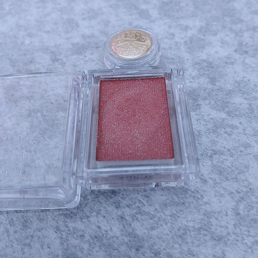 シャドーカスタマイズ/MAJOLICA MAJORCA/単色アイシャドウを使ったクチコミ(2枚目)