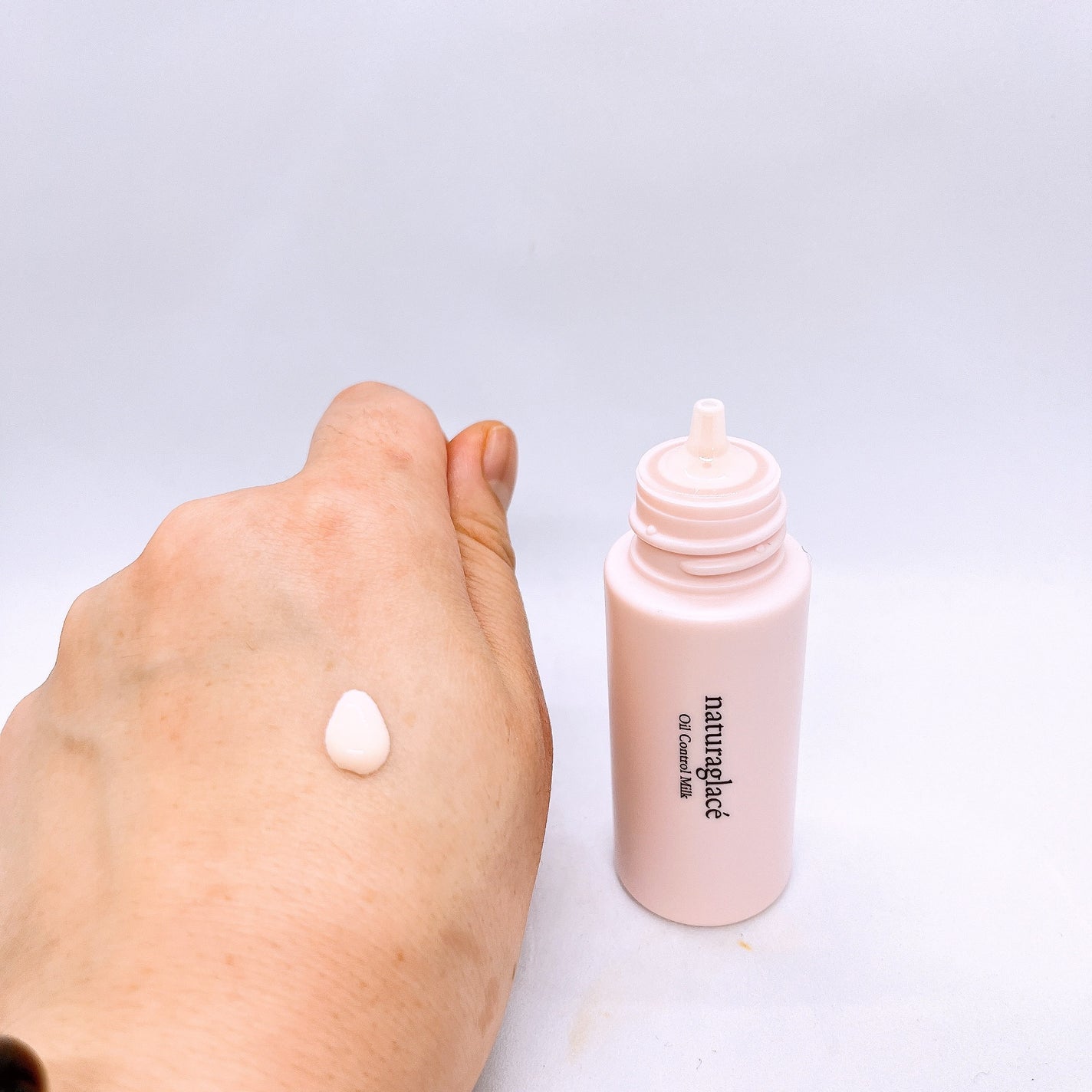 オイルコントロール ミルク /ナチュラグラッセ/化粧下地を使ったクチコミ(2枚目)