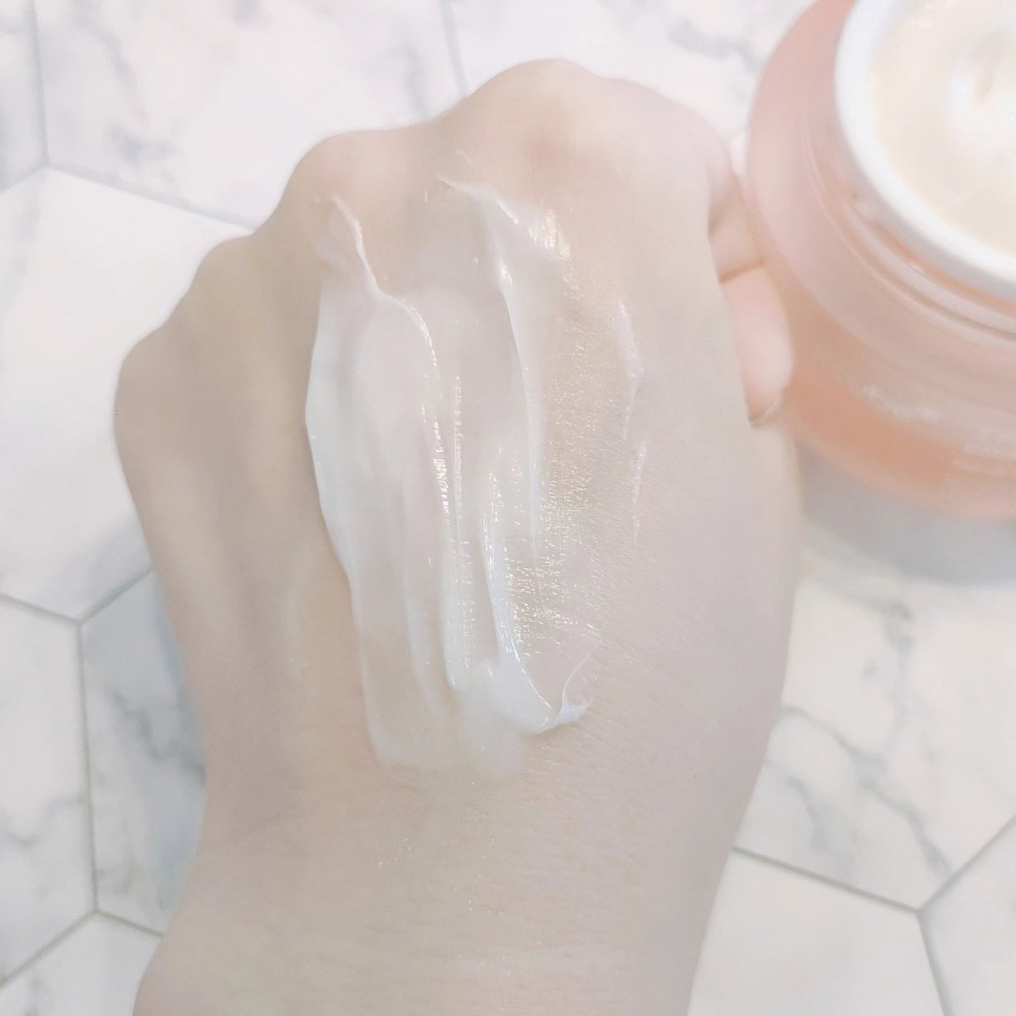 もち肌コラーゲンセラム3.0/MEDICUBE/美容液を使ったクチコミ(7枚目)