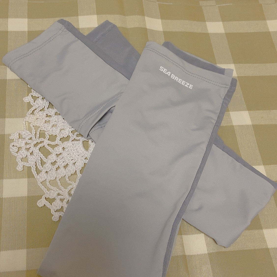 ふんわりシルクのUVアームカバー/セシール/その他を使ったクチコミ（1枚目）