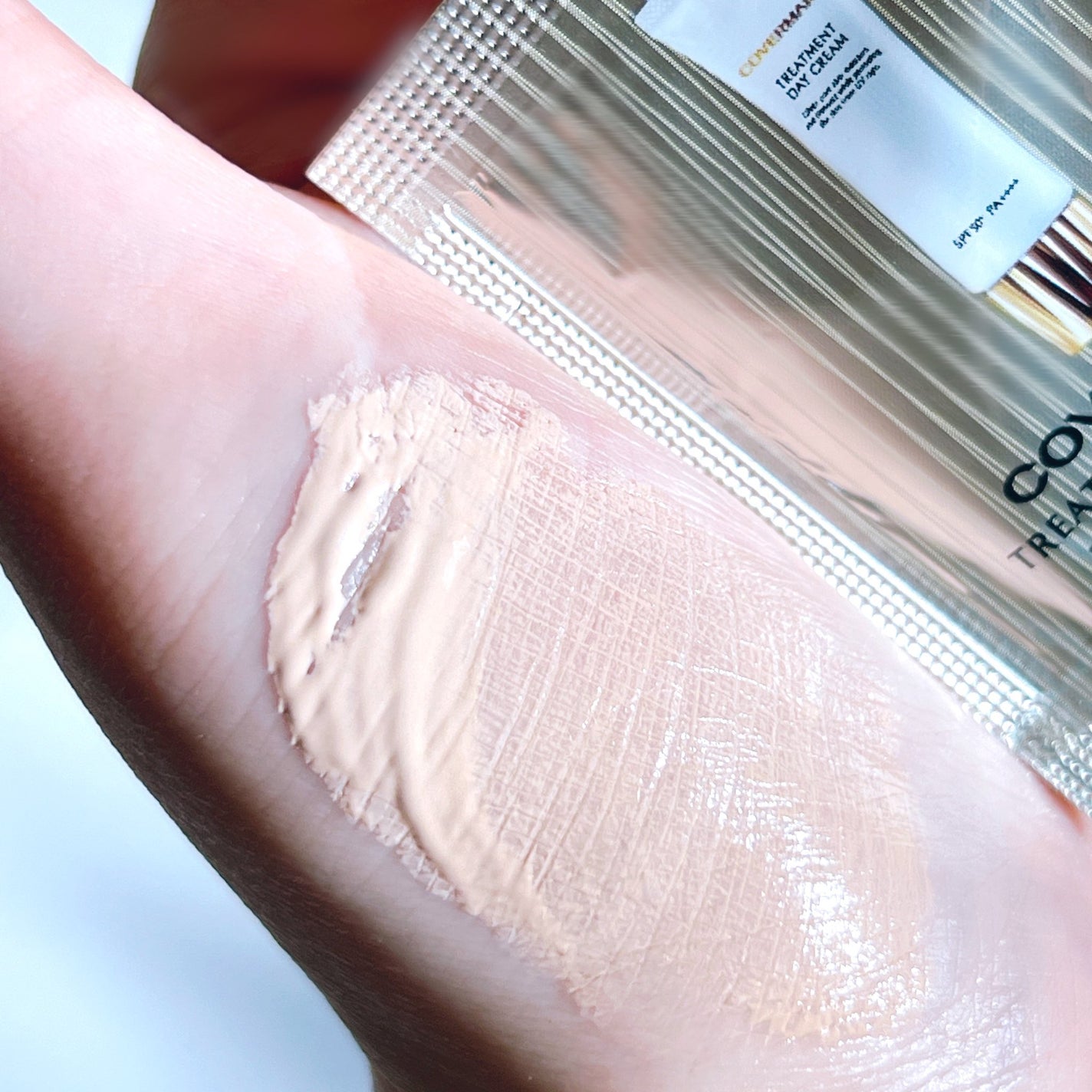 スキンケア ジェリーファンデーション/COVERMARK/その他ファンデーションを使ったクチコミ(3枚目)