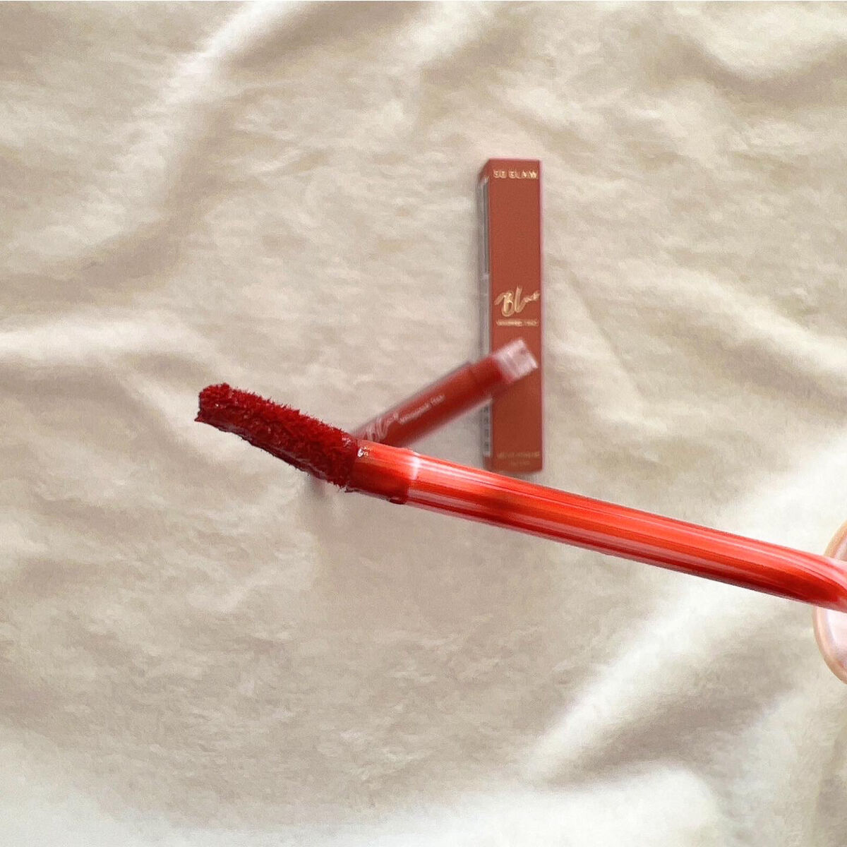 ブラーホイップド リップティント /SO GLAM/リップティントを使ったクチコミ（3枚目）