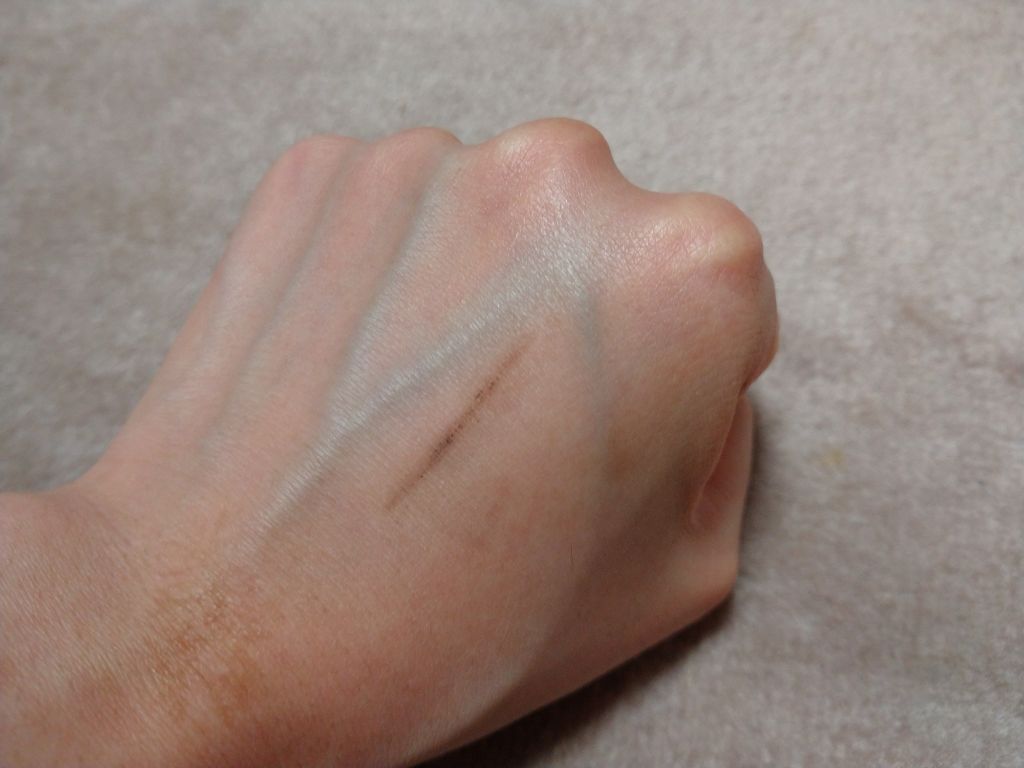 ペンシル型眉パウダー ステイナチュラR/デジャヴュ/アイブロウペンシルを使ったクチコミ（2枚目）