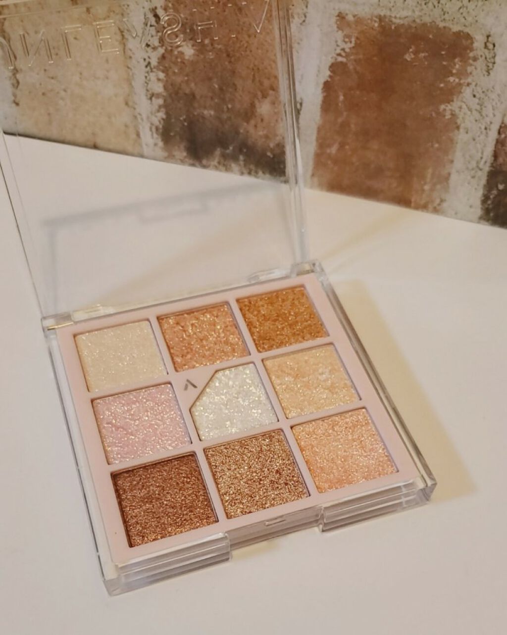 グリッターペディアアイパレット/unleashia/アイシャドウパレットを使ったクチコミ（1枚目）