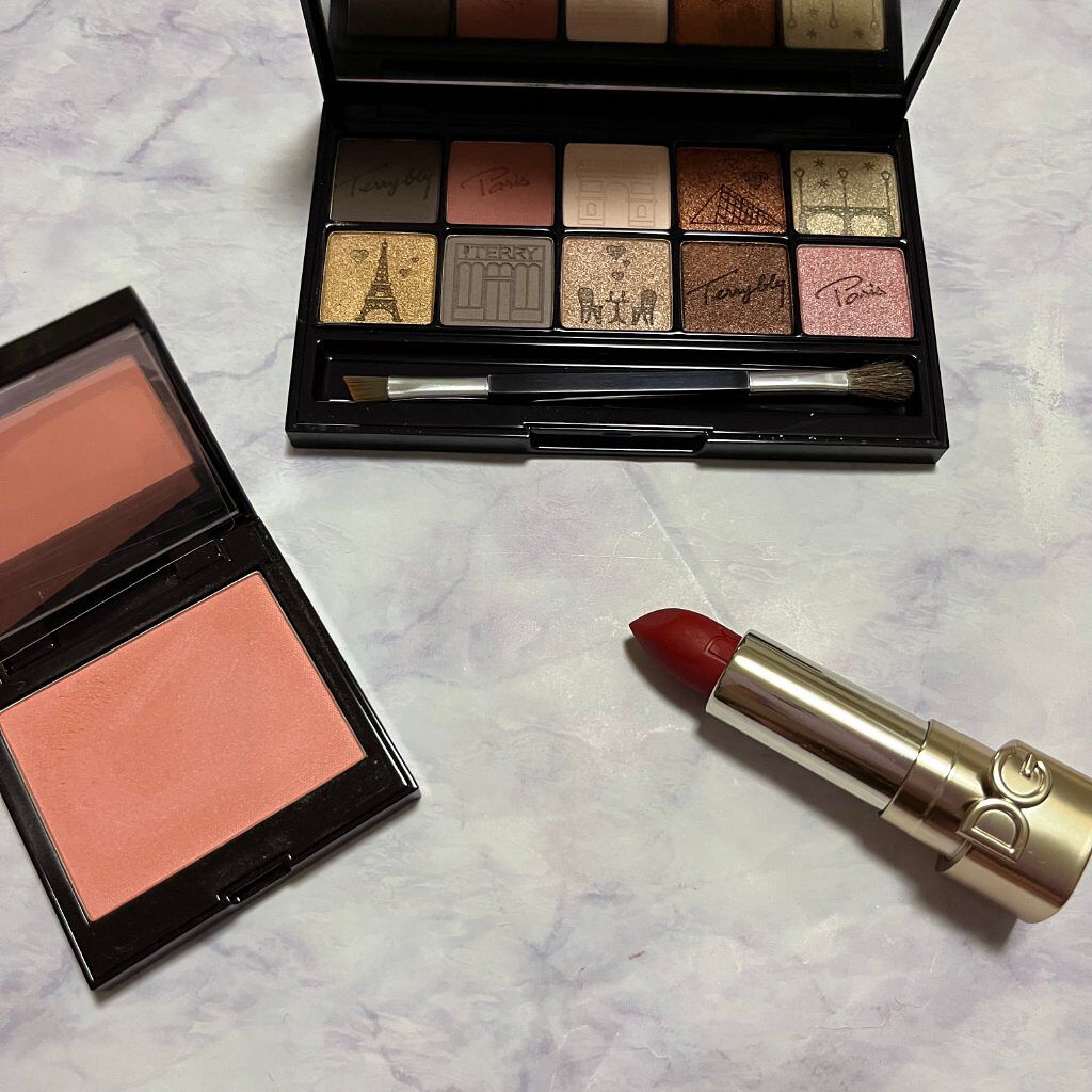 ザ・オンリーワン ラスティングマットカラー リップスティック 625 Vibrant Red /DOLCE&GABBANA BEAUTY/口紅を使ったクチコミ（1枚目）