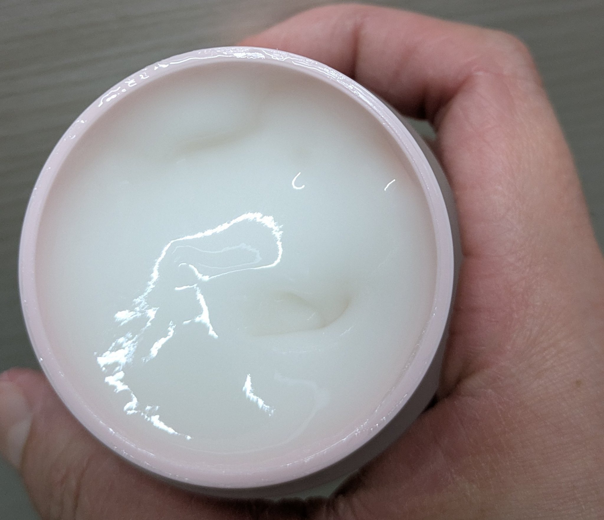 アスタリフト オプミー 本体60g/アスタリフト/オールインワン化粧品を使ったクチコミ（2枚目）