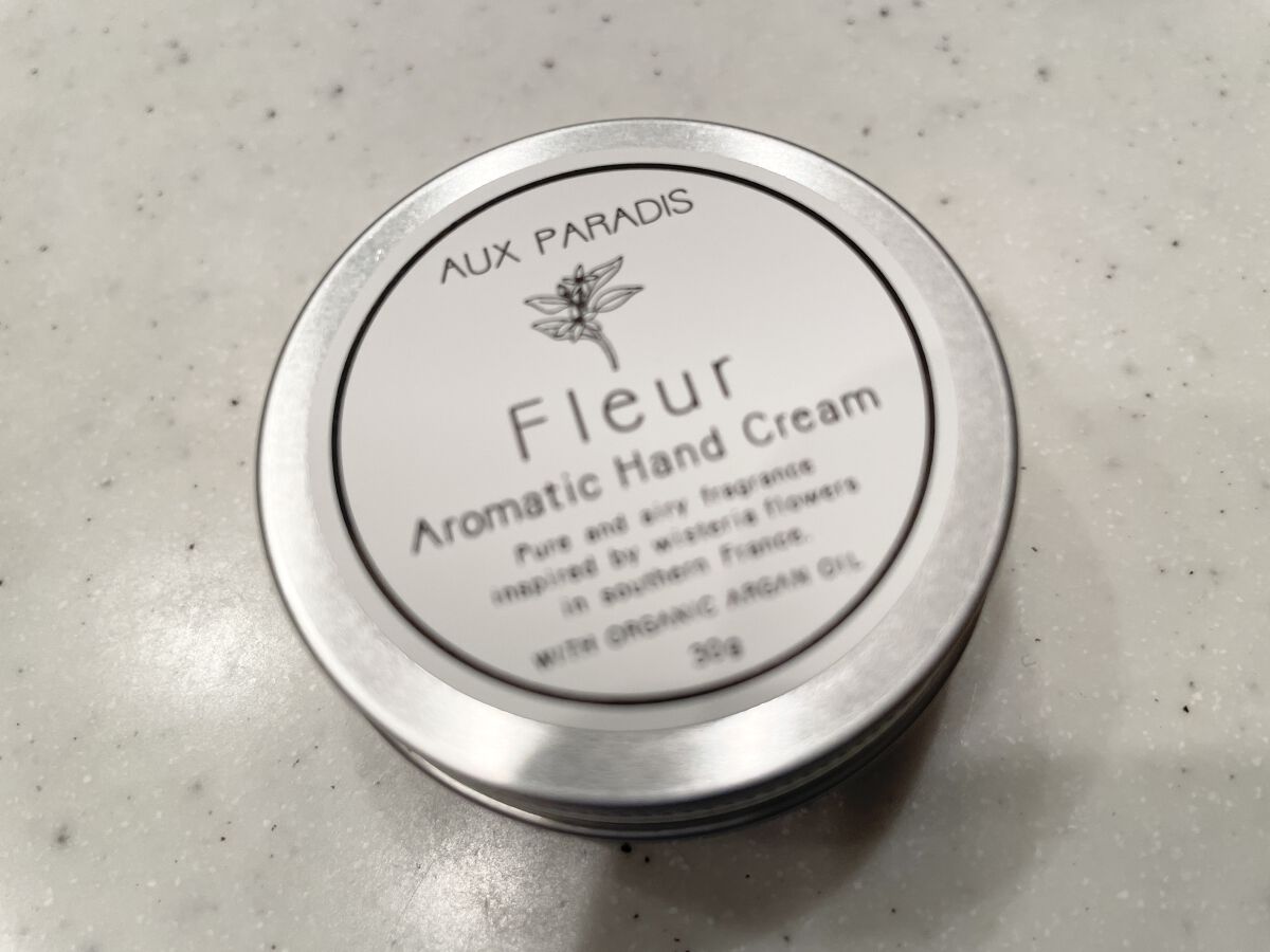 アロマティック ハンドクリーム #03 Fleur/AUX PARADIS/ハンドクリームを使ったクチコミ（3枚目）