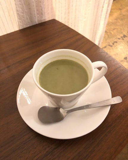 ð¥ð¢ð¬ð.ðððð çŸå®¹ã©ã€ã¿ãŒ on LIPS ã..æ± å°»å€§æ©é§
西å£ããåŸæ©æ°åãããµãŒãžïŒã«ãã§ãASIANB..ãïŒ4æç®ïŒ