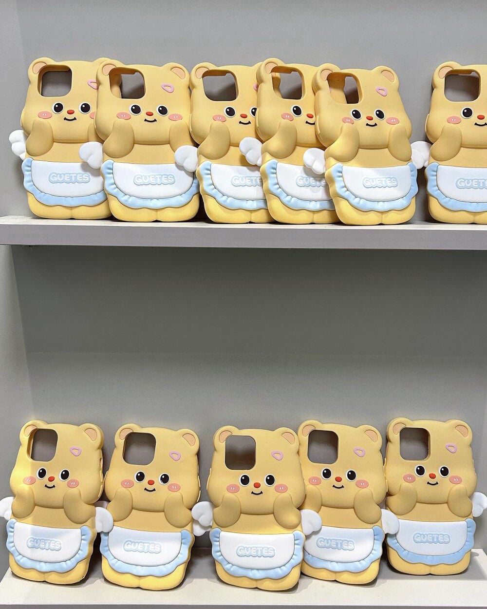 ケース大好きっ子 on LIPS 「OMG、とてもかわいい!#iPhoneケース#購入品#100均..」(1枚目)