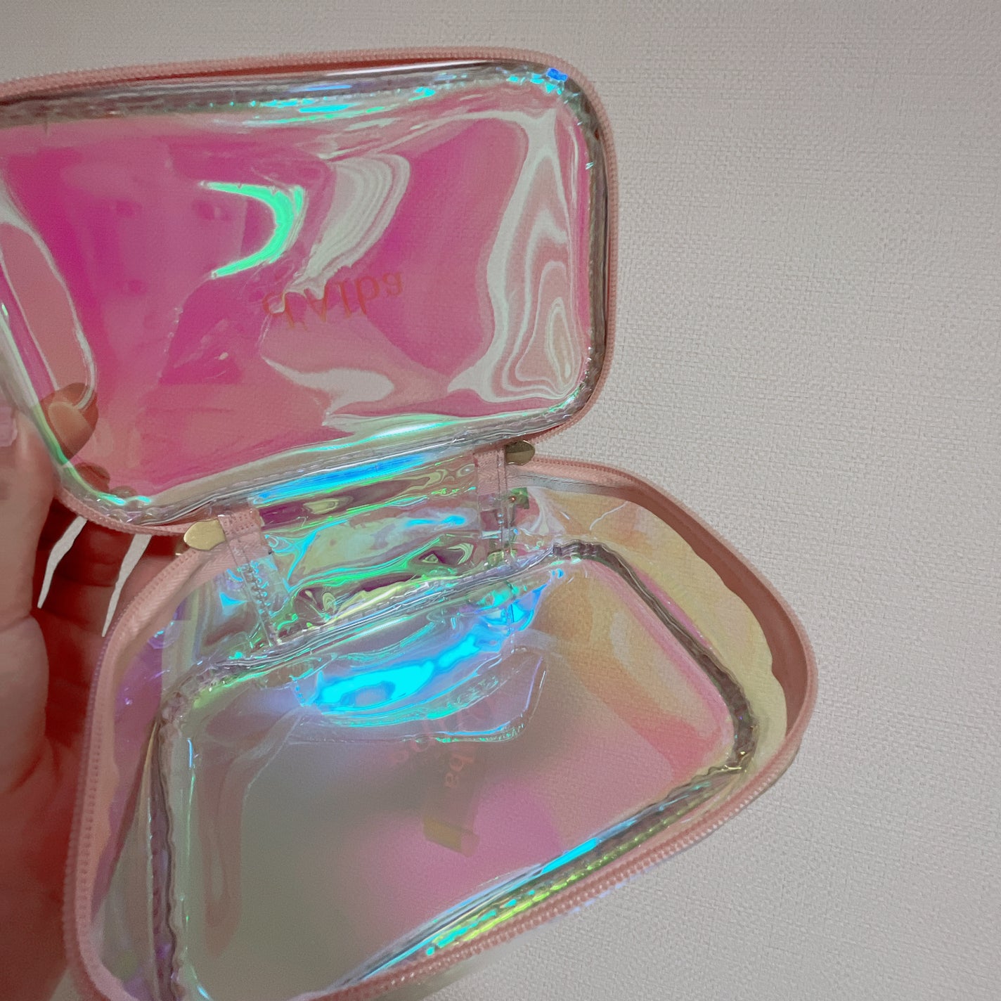 苺貴族 on LIPS 「ダルバ ポーチ今回のメガ割のセット購入したら付いてました(*^..」(4枚目)